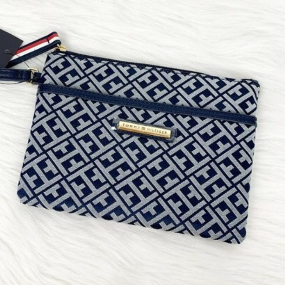 Tommy Hilfiger wristlet-8”x6”